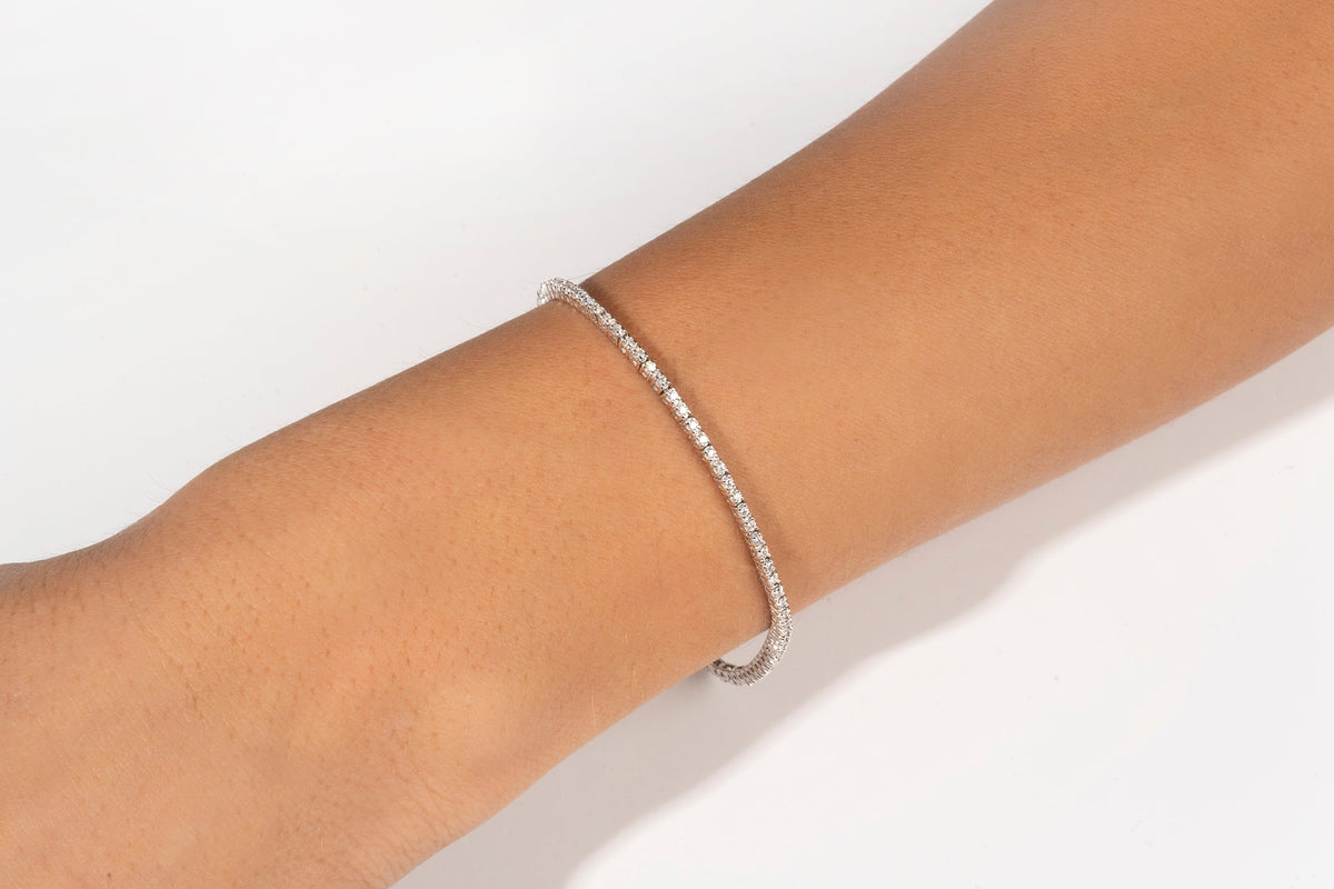 14K Classic Diamond Tennis Bracelet | Restivo Jewelers