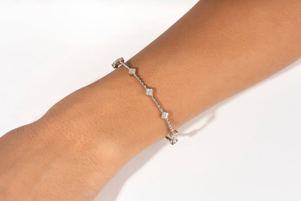 14K Flexi Dainty Clover Bangle | Restivo Jewelers