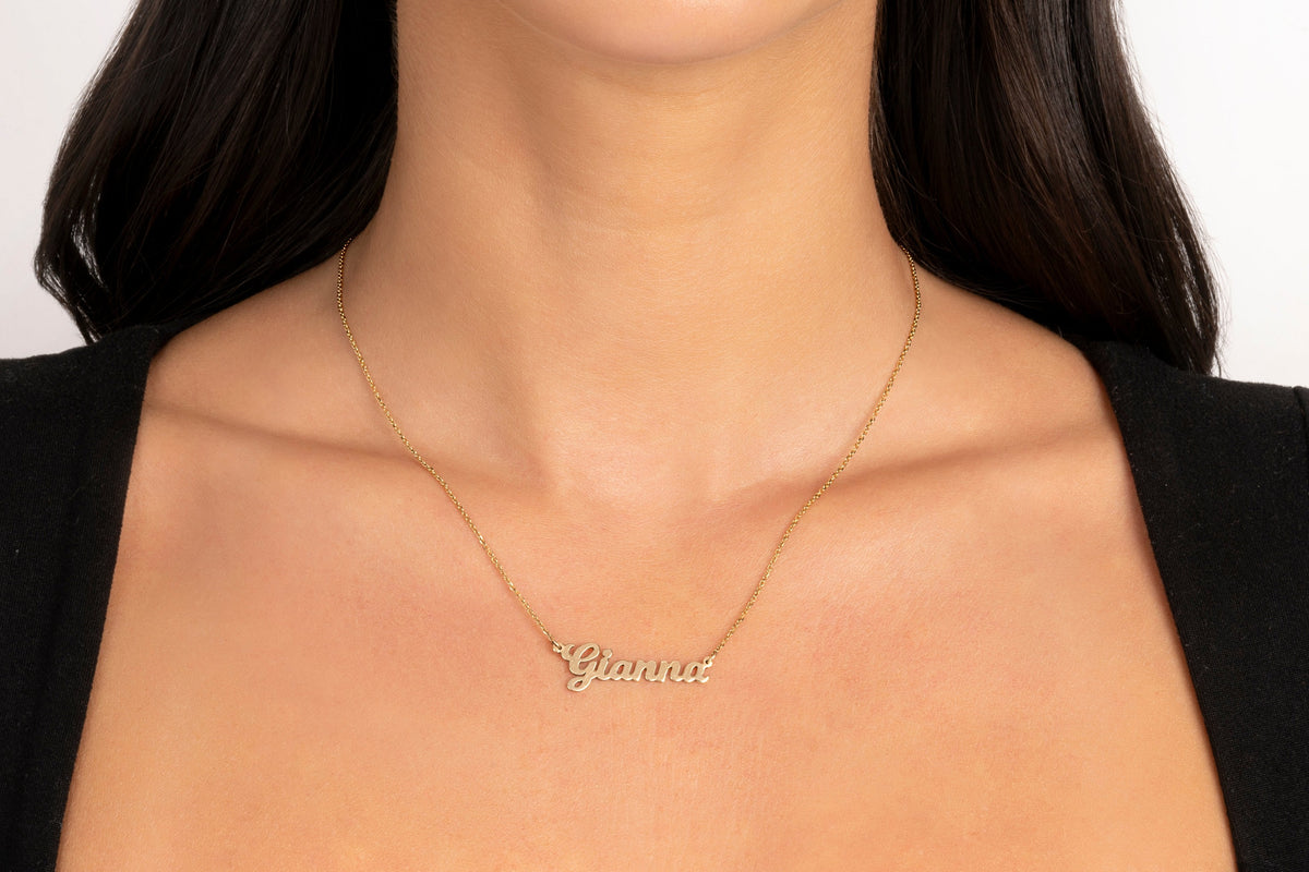 14K Script Nameplate | Restivo Jewelers