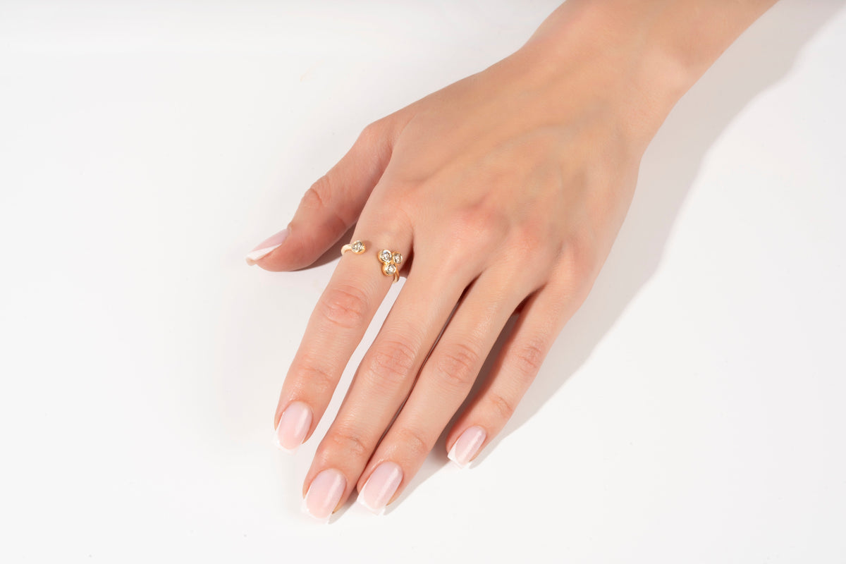 14K Bezel Cluster Ring | Restivo Jewelers