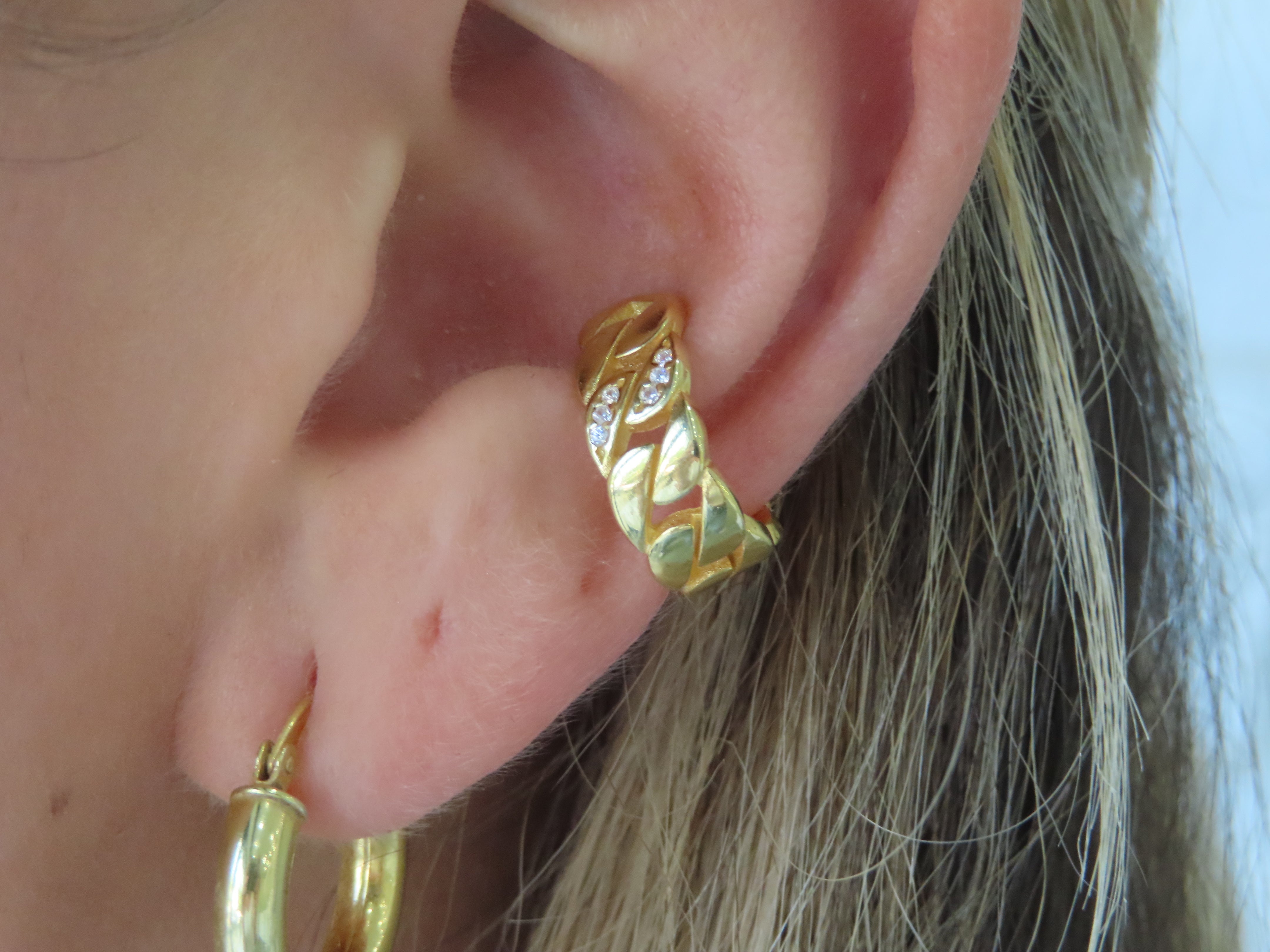 Link Ear Cuff