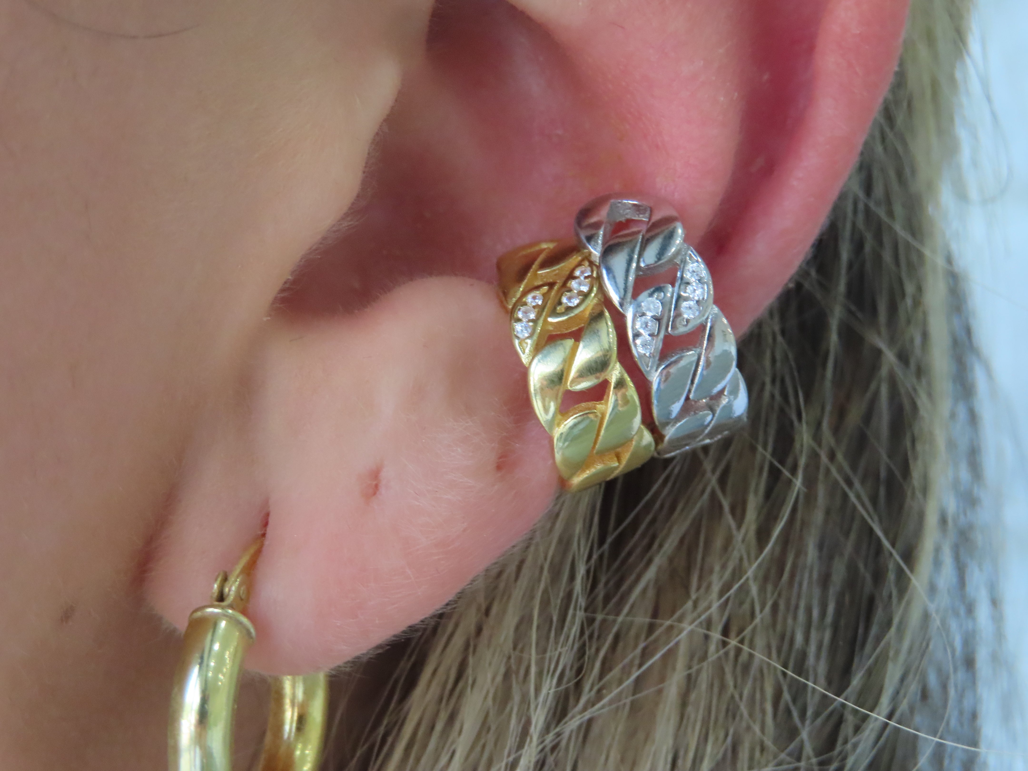 Link Ear Cuff