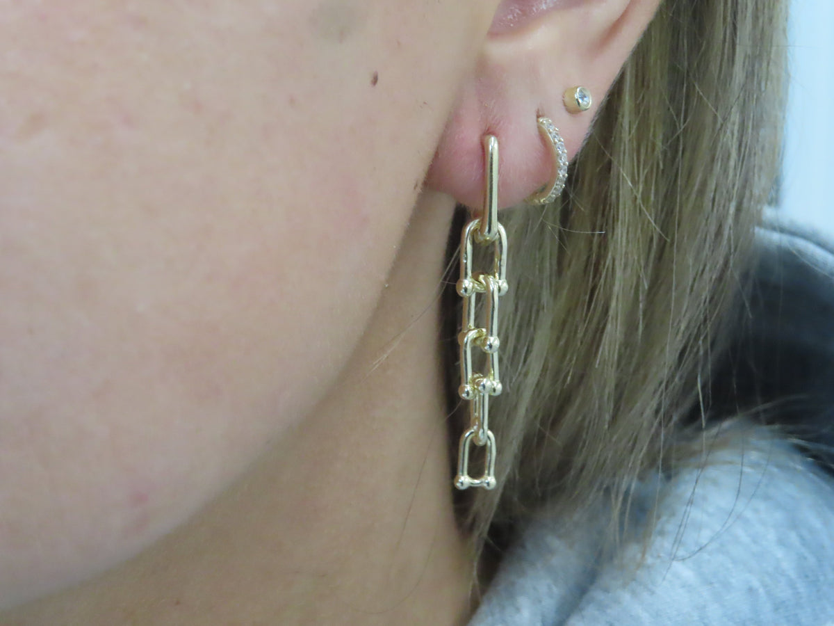 U-Link Chain Drop Earrings | Restivo Jewelers