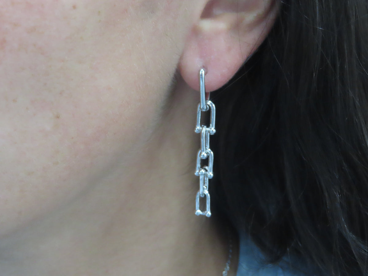 U-Link Chain Drop Earrings | Restivo Jewelers