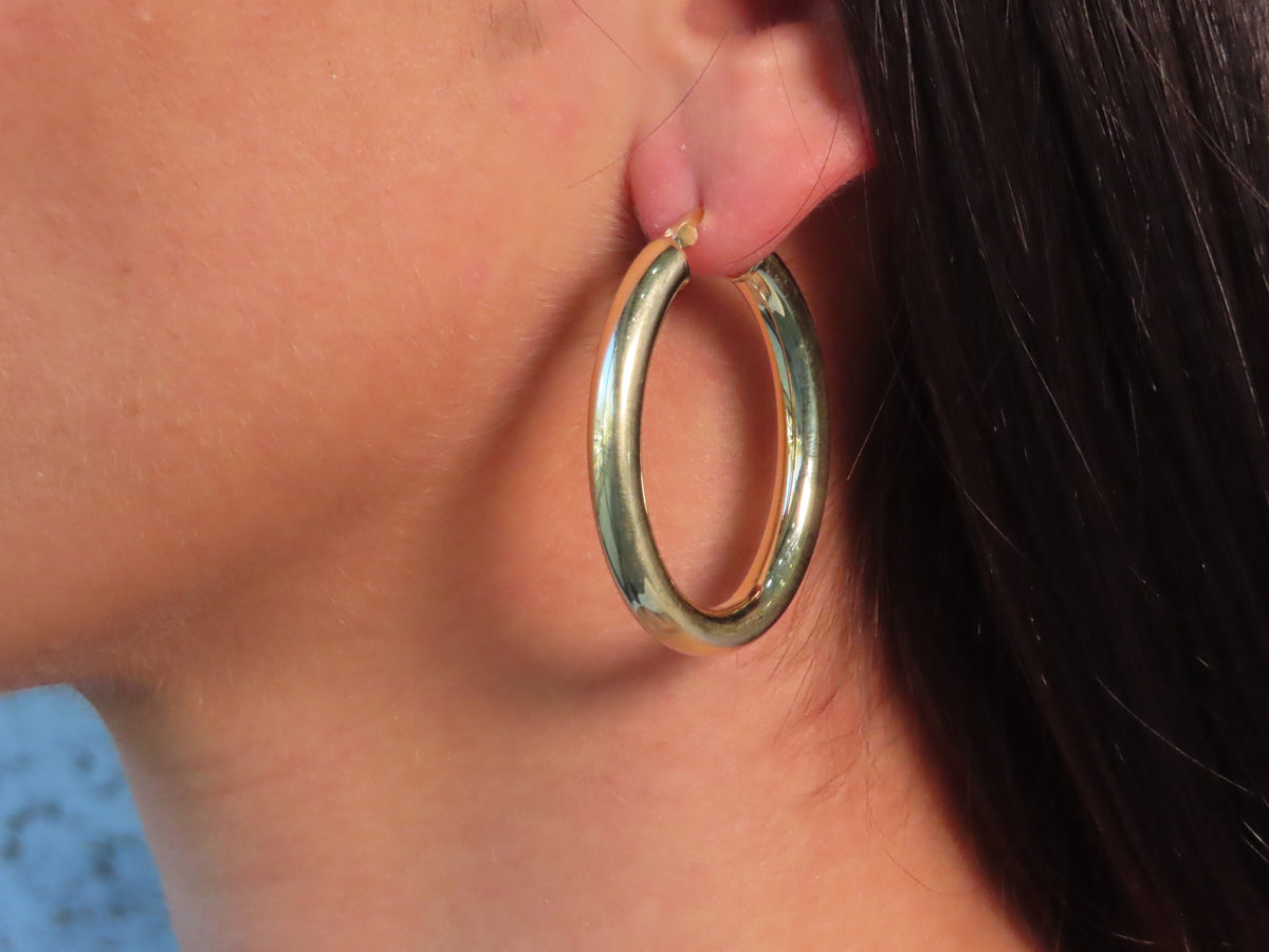 Oval Tube Hoops | Restivo Jewelers