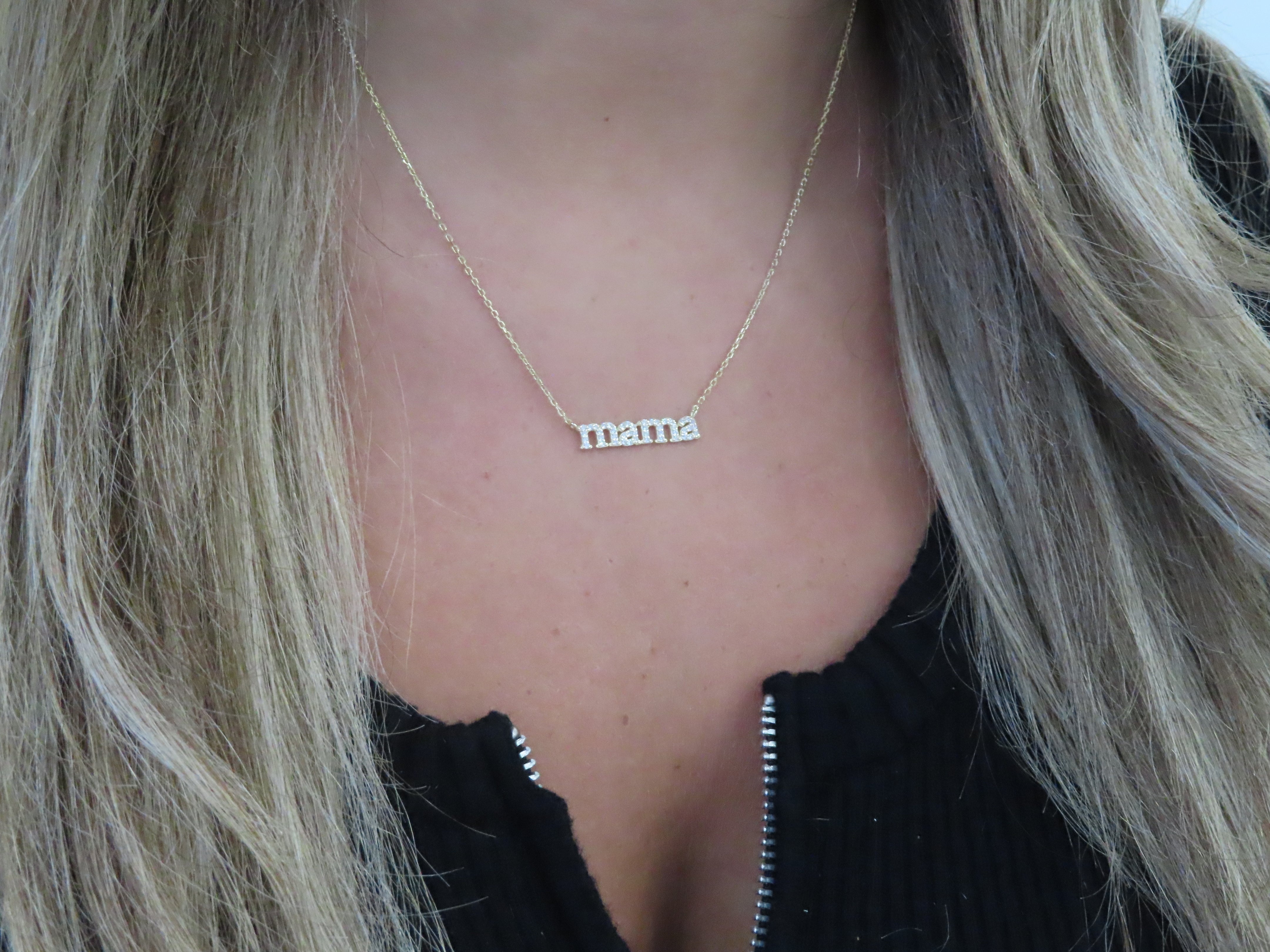 'MAMA NECKLACE'