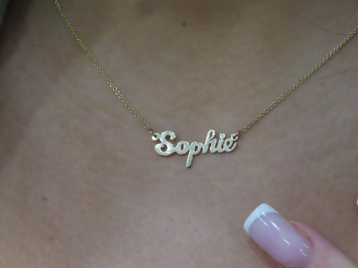 14K Script Nameplate | Restivo Jewelers
