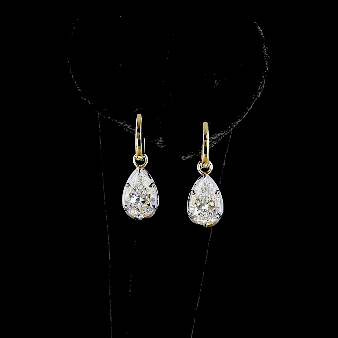 Pear Shape Hanging Earring Noir Setting