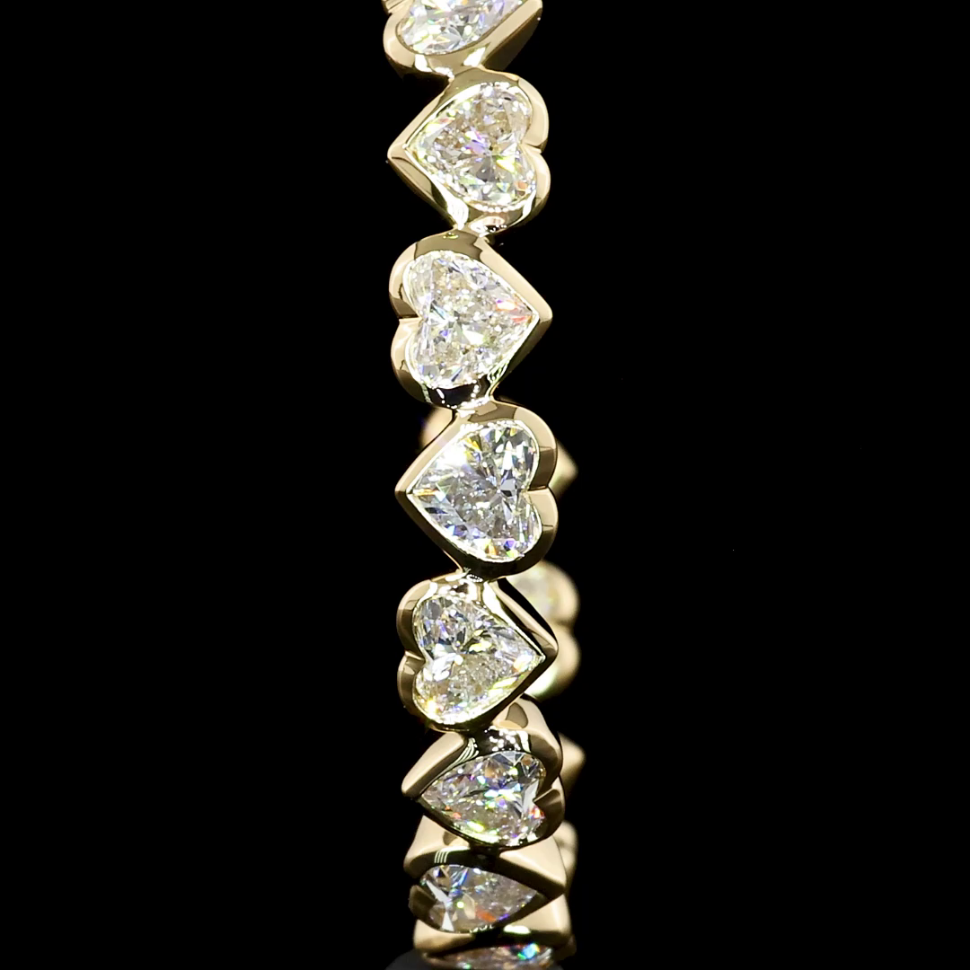 14K Heart Shape C Hoop Earring 3.34 Carat