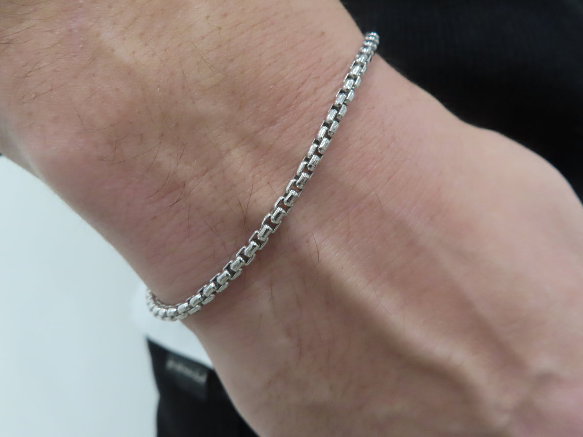 Men's Rounded Box Bracelet | Restivo Jewelers