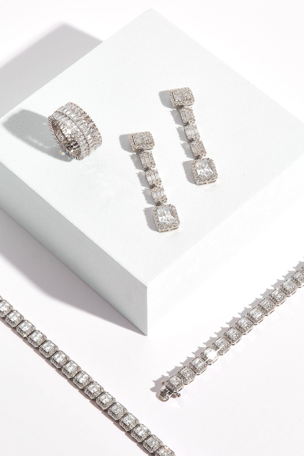 Milan Baguette Drop Earrings | Restivo Jewelers