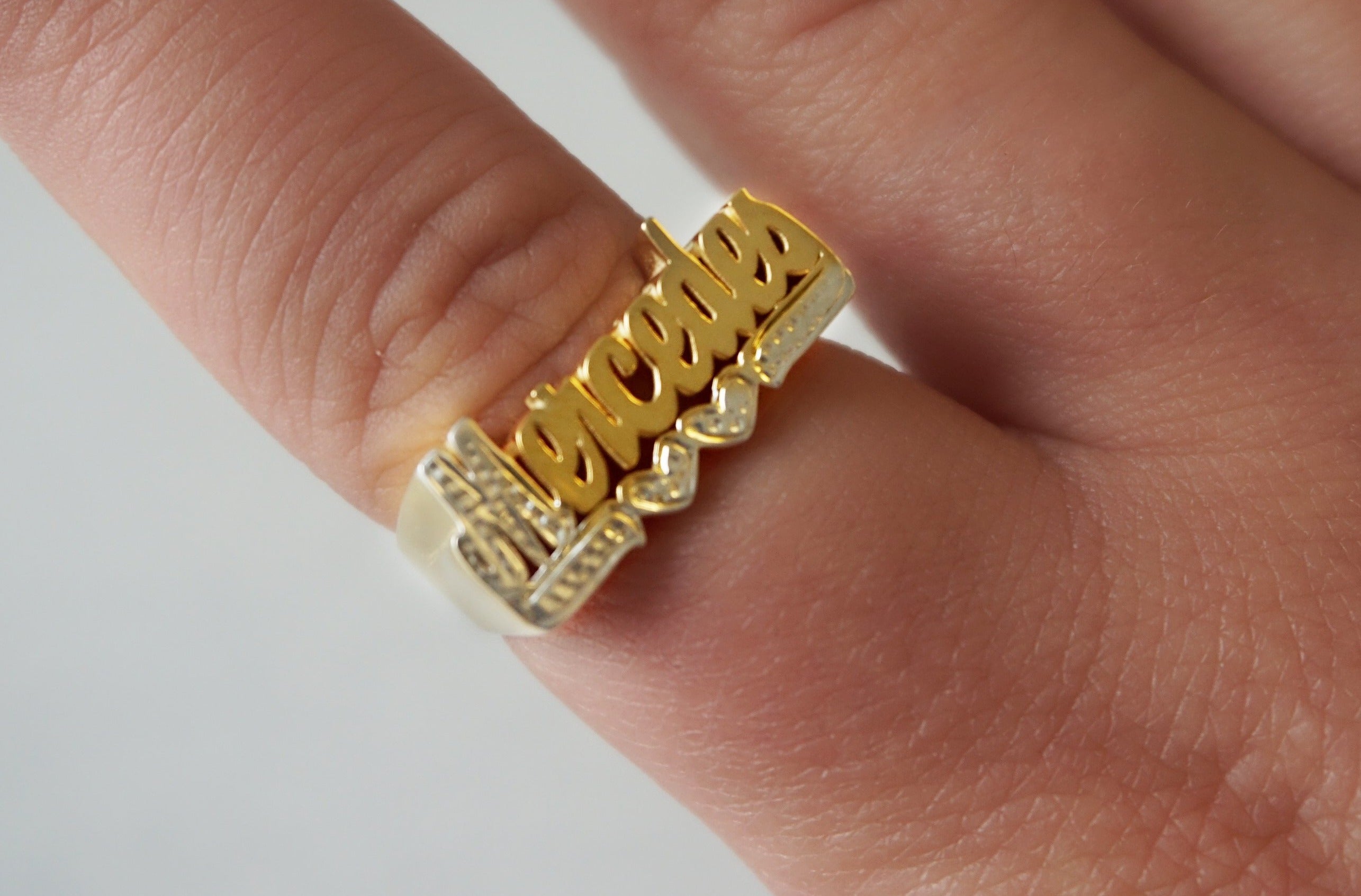 Vintage Name Ring